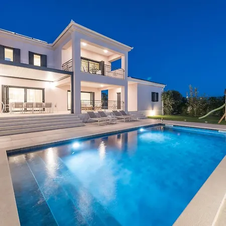 Villa Luxurious 5 Bedrooms Tranquil Adore Private Heated Pool Billiards Table Dalmatia *