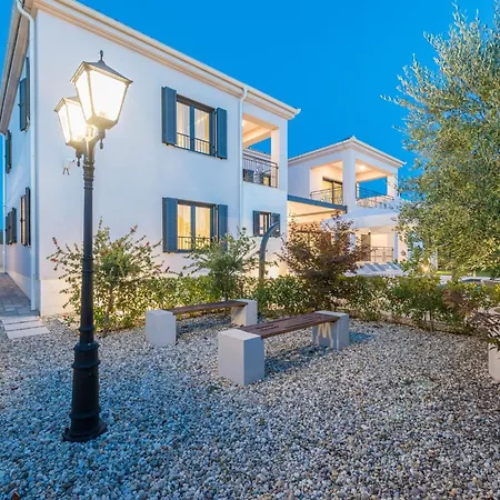 Villa Luxurious 5 Bedrooms Tranquil Adore Private Heated Pool Billiards Table Dalmatia Zara