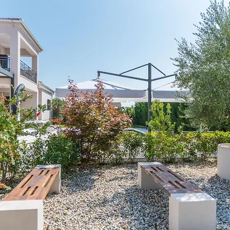 Luxurious 5 Bedrooms Tranquil Adore Private Heated Pool Billiards Table Dalmatia Villa