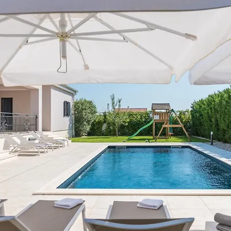 Luxurious 5 Bedrooms Tranquil Adore Private Heated Pool Billiards Table Dalmatia Villa *